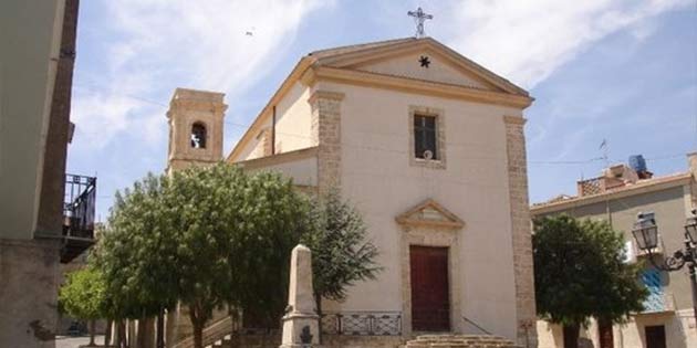 La facciata della Chiesa Madre di Castrofilippo